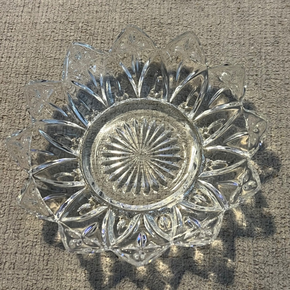 Vintage Federal Glass Petal Pattern Clear Scalloped Starburst Bowl 6 Inch